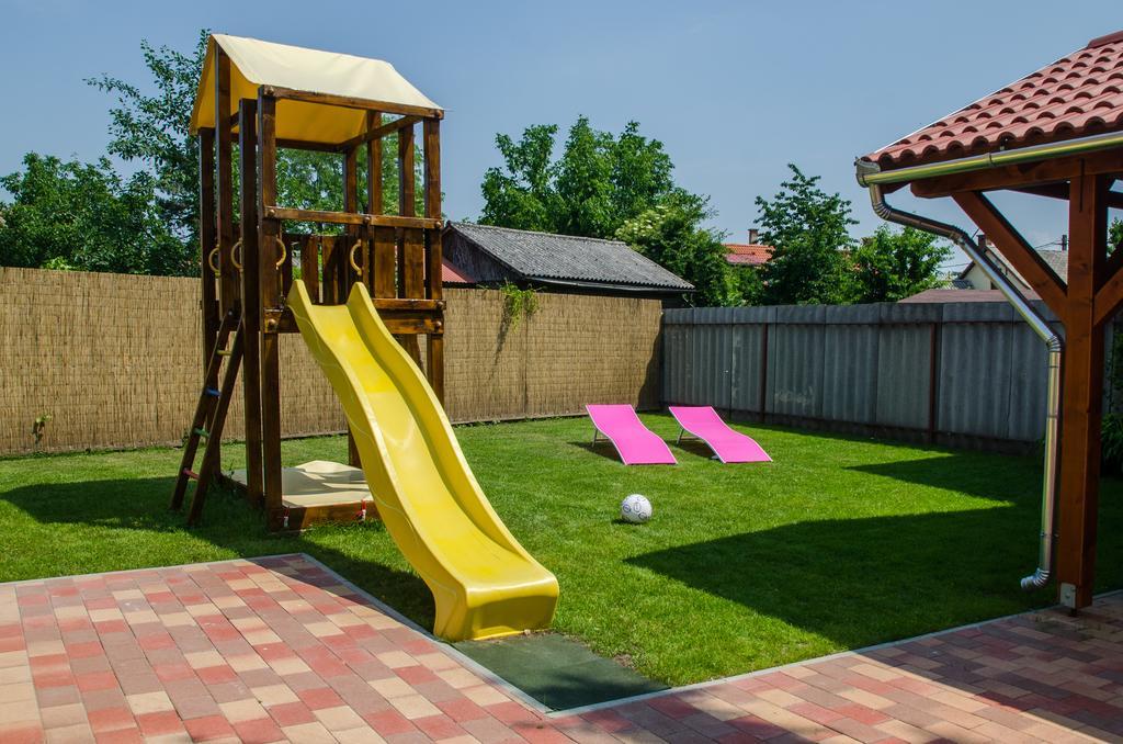 Armada Family Apartment Hajduszoboszlo Exterior photo
